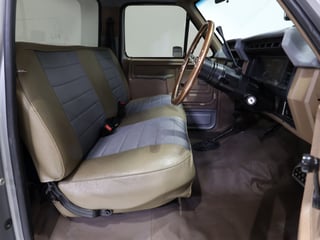 1982 Ford F-Series Pickup F100 RHD 4x4 - 351 V8