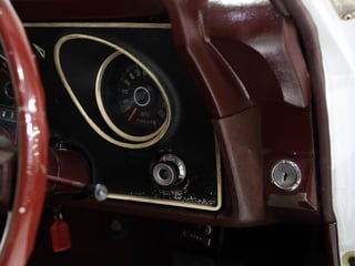 1971 Ford XY Fairmont 302 V8 - Ultra White