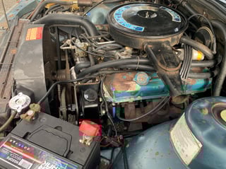 1982 VH SL/E Commodore 5 Litre V8 Shadow Tone