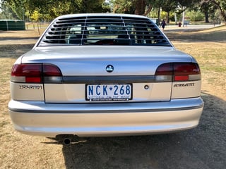 1994 VR Commodore Acclaim Series II