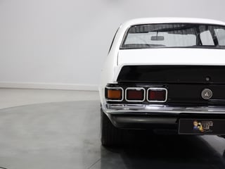 1972 Holden LJ Torana GTR XU1 - Glacier White