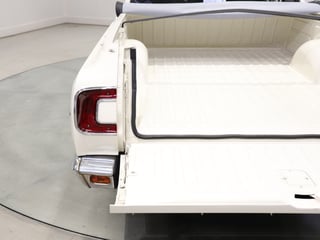 1971 Chrysler VG Valiant Wayfarer Utility 318ci Fireball V8 - Bondi Bleach White
