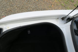 2001 AUII Tickford XR8 220kw