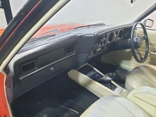 1977 HX Holden Sandman Panelvan
