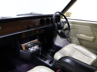 1977 Holden LX Torana SL 253 V8 Hatchback - Absinth Yellow