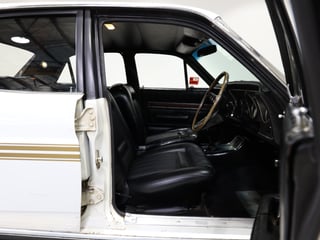 1971 Ford Falcon XY GT - Ultra White 