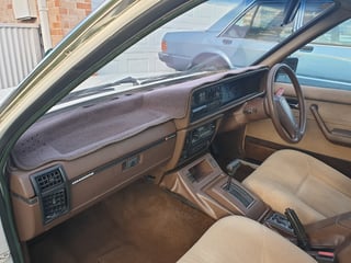 1982 VH SL/E Commodore