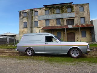 XY GS Falcon Windowless panelvan