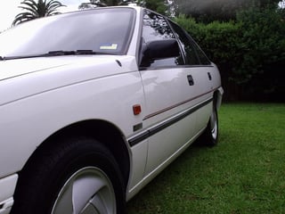 1992 VP Commodore Limited V8