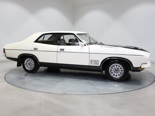 1973 Ford Falcon XB GT 4V - Polar White 