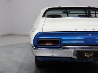1973 Ford XA Falcon 500 Superbird - Polar White 