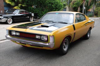 E38 RT Valiant Charger