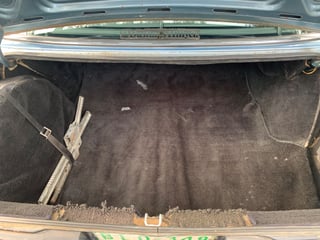 1982 VH SL/E Commodore 5 Litre V8 Shadow Tone