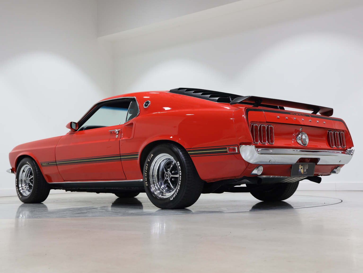 1969 Ford Mustang Mach 1 - Candy Apple Red 