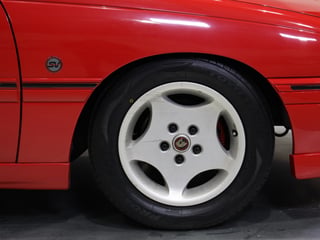1990 Holden VN  5.0L V8 - SV Enhanced Build No E789 - Maranello Red