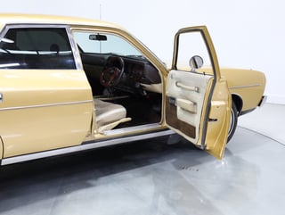 1976 Chrysler CL Valiant Regal SE - Topaz Gold Metallic