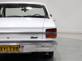 1971 Ford XY Fairmont 302ci Windsor - Ultra White