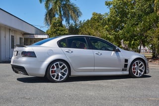 2008 HSV W427 Build No. 17 of 137 - 2,586 km