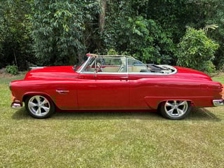 1952 Oldsmobile Super 88 Restomod - 6.0L LS2 V8