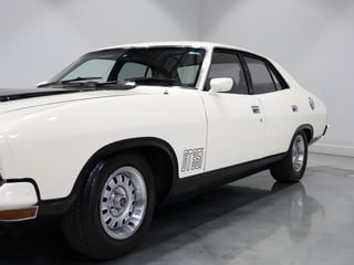 1975 Ford Falcon XB GT - Polar White