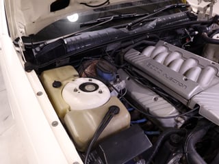 1989 HSV VN SV89 Build No 149 - Alpine White