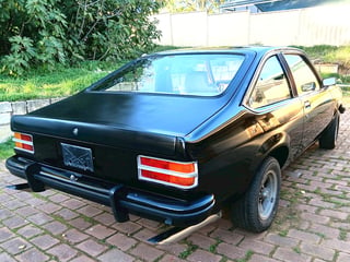1976 Holden LX Torana SS 5.0 Litre 4 speed - Tuxedo Black