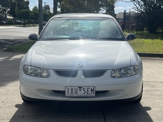 2000 VTII Commodore Executive  - Factory  5.7L Gen III LS1 6 spd Man