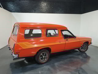 1977 HX Holden Sandman Panelvan