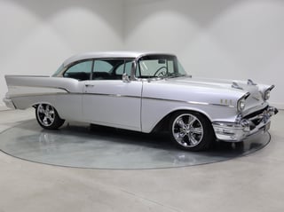 1957 Chevrolet Bel Air - Pillarless 2-Door Hardtop