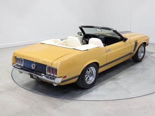 1970 Ford Mustang Convertible 302ci - Bright Gold 