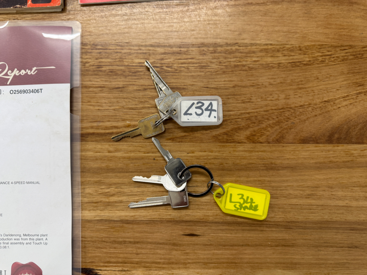 1974 Holden LH Torana L34 SLR 5000 - Glacier White