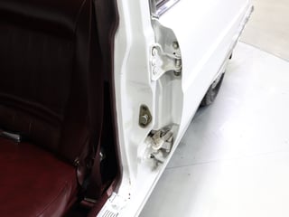 1971 Ford XY Fairmont 302 V8 - Ultra White