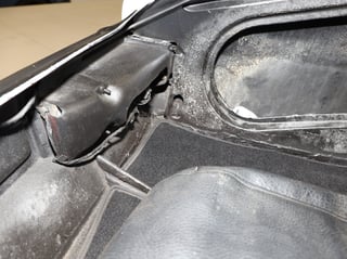 1972 Holden LJ Torana GTR XU1 - Glacier White