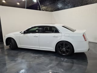 2012 Chrysler 300 SRT8 6.4L V8