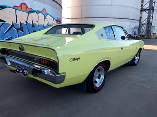1972 VH Valiant Charger 770 SE E55 - Lime Light