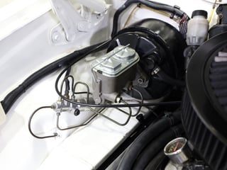 1977 Holden LX Torana SLR 5000 Tribute - Palais White 