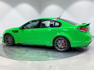 2017 HSV GTSR - Delivery kms - Spitfire Green