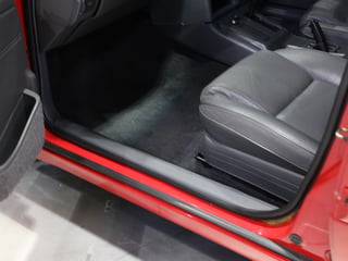 1990 Holden VN  5.0L V8 - SV Enhanced Build No E789 - Maranello Red