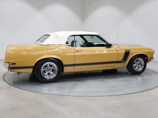 1970 Ford Mustang Convertible 302ci - Bright Gold 