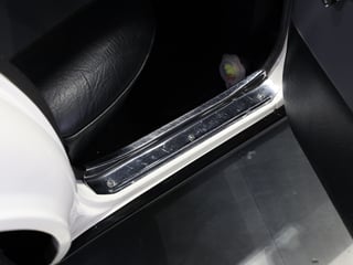 1977 Holden LX Torana SLR 5000 Tribute - Palais White 