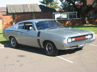 RT Valiant Charger