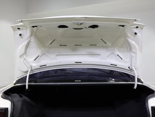1989 HSV VN SV89 Build No 149 - Alpine White