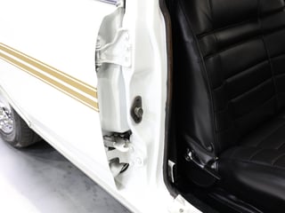 1971 Ford XY Fairmont 302ci Windsor - Ultra White