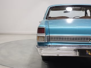 1971 Ford ZD Fairlane 302ci V8 - Teal Glow