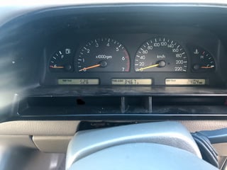 1990 VN Holden Calais 5.0L V8