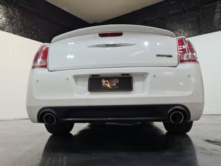 2012 Chrysler 300 SRT8 6.4L V8