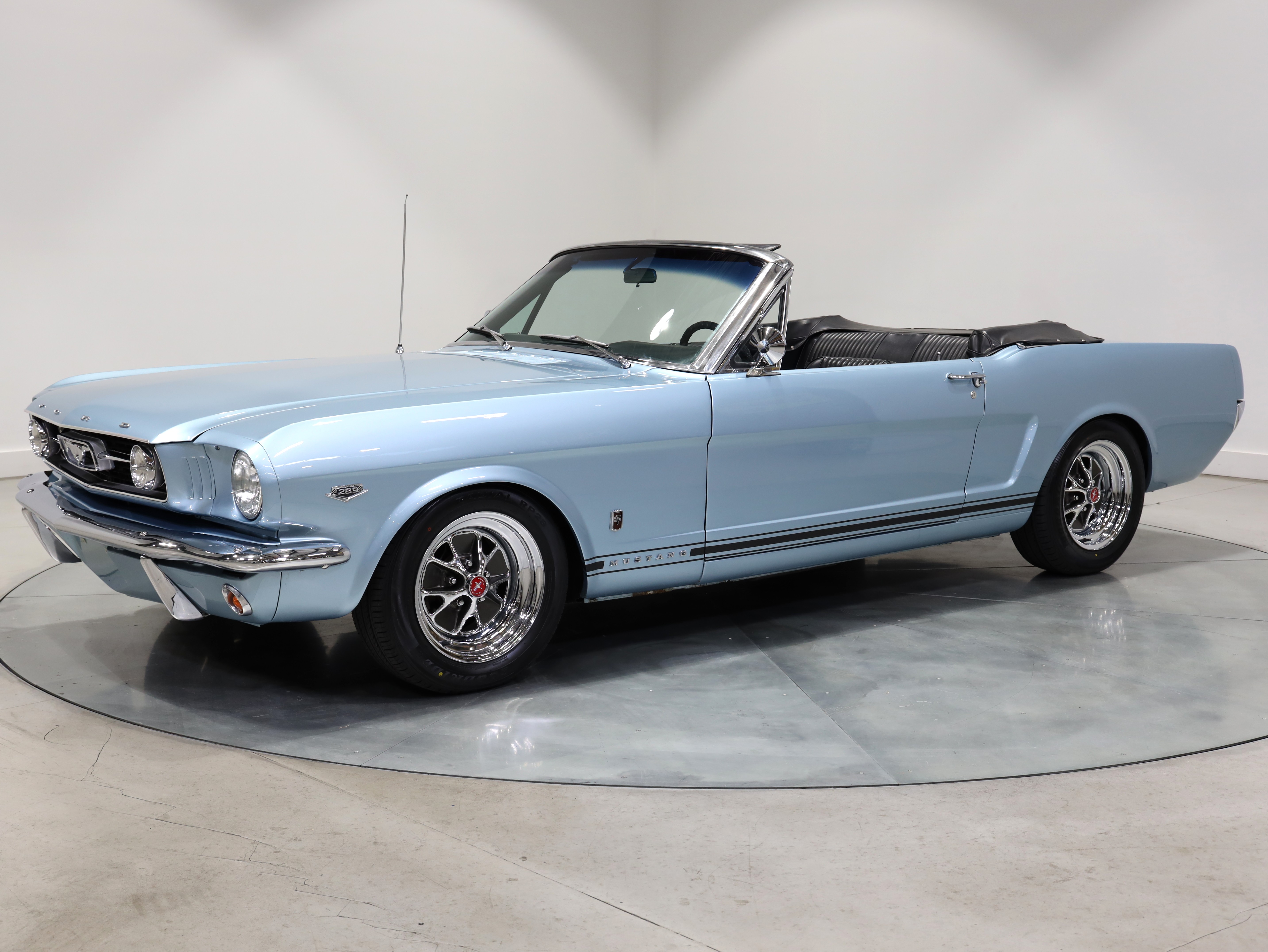 1966 Ford Mustang Convertible GT - 289 4V - Silver Blue - Image 189784