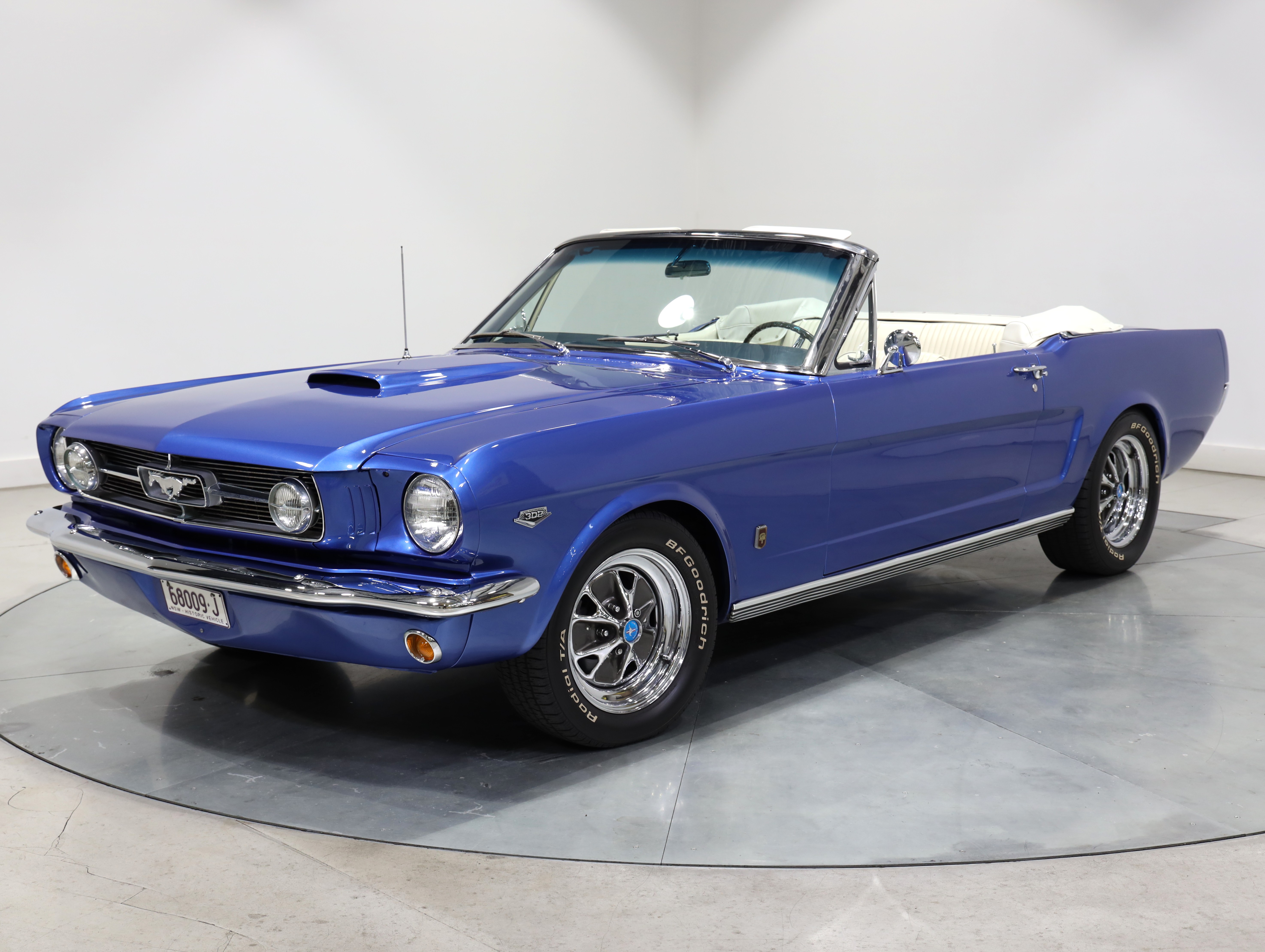 1965 Ford Mustang Convertible 302ci - Estoril Blue Metallic  - Image 200895