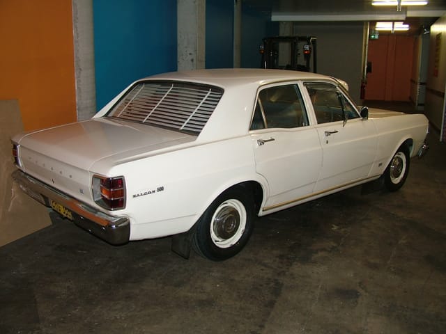 XW Ford Falcon 500 - Image 44848