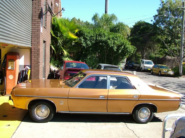 CM Valiant Regal 4.3L - Image 26344